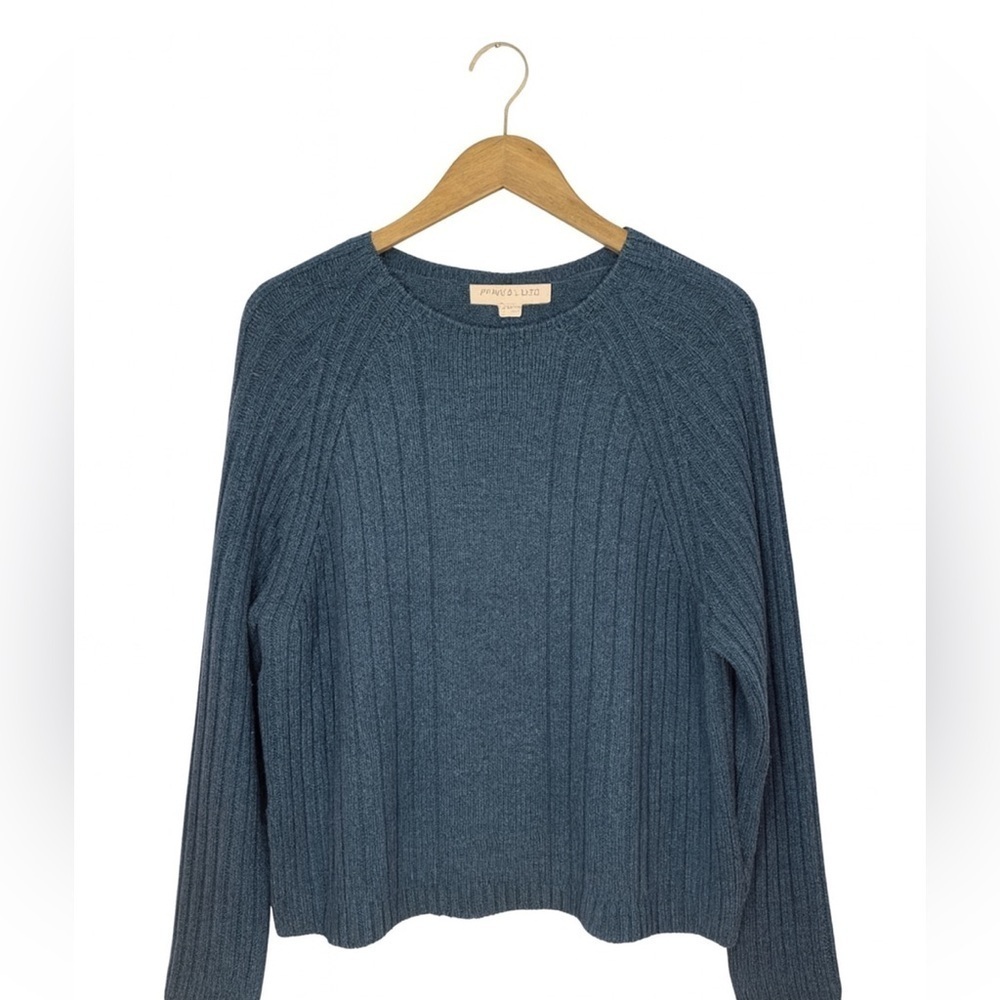 Carolyn Taylor For By Design Essentials Women's Size Large Blue Ribbed Sweater.